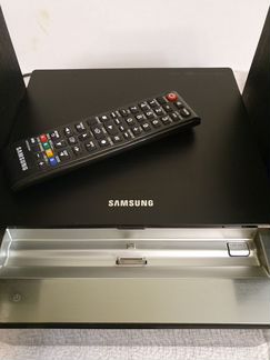 Аудиосистема с докстанцией samsung MM-E430D Радио