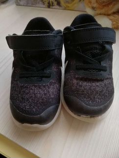 Кроссовки Nike