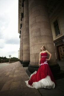 Свадебное платье красное