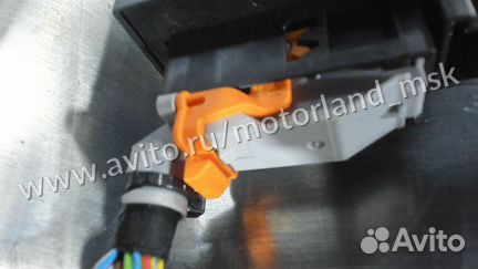 Стеклоподъемник электрический правый передний Audi