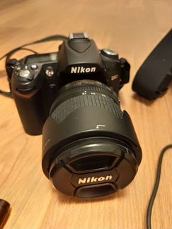 Зеркальный фотоаппарат Nikon D90