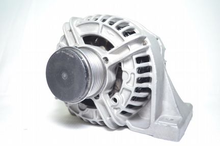 Генератор Volvo S60, S80, XC70, XC90, V70 Оригинал