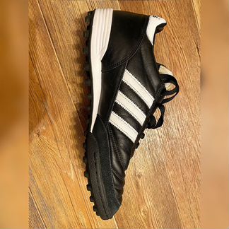 Сороконожки adidas mundial