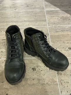 Ботинки женские 37 размер натуральная кожа б/у пол