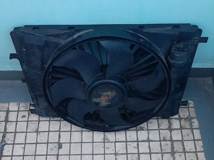 Вентилятор охлаждения Мерседес W204 W207 W212 двс