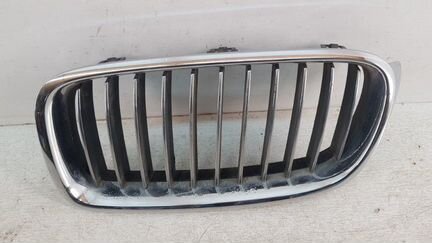 Решетка радиатора передняя левая Bmw 3Er F30 2011