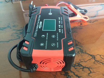 Зарядное устройство для аккумуляторов 12 и 24 В