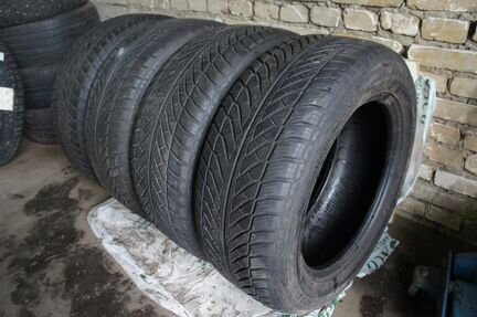 Зимние шины бу R18 255 55 18 50 45