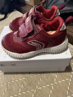 Кроссовки geox 23