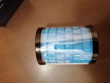 Продам клавиатура блютуз