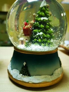 Шар новогодний снежный с оленями