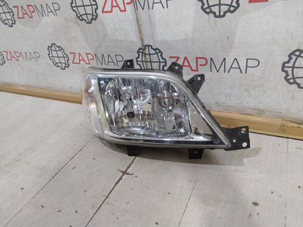 Фара передняя правая Mercedes Cla 2012