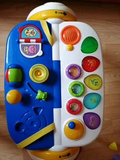 Развивающий гимнастический столик Chicco 3 в 1