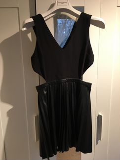 Платье с кожаной плиссированной юбкой Тopshop