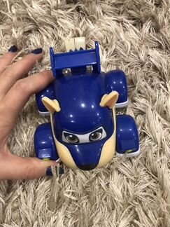 Машинка врумиз томи