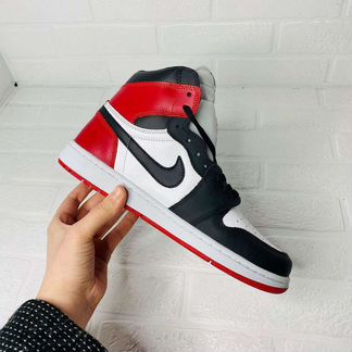 Кроссовки Nike Air Jordan 1