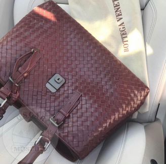 Женская кожаная сумка Bottega Veneta Roma Large