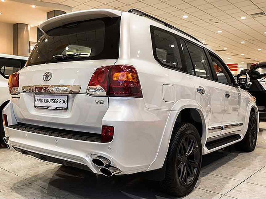 Toyota Land Cruiser 200 Khann 2019