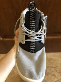 Кроссовки Nike