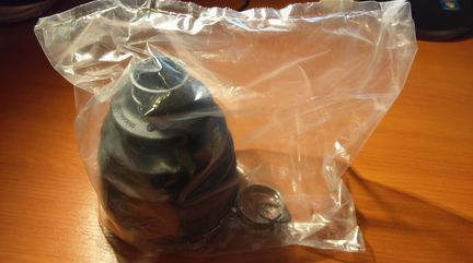 Пыльник приводного вала Opel 1800002209