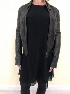 Кожаная куртка,Roberta Scala