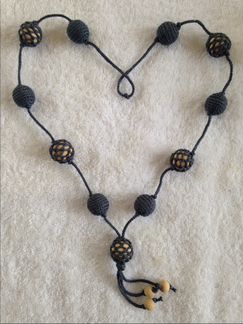 Вязанные бусы