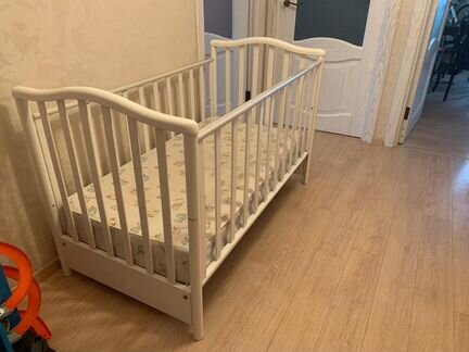 Любимая детская кроватка