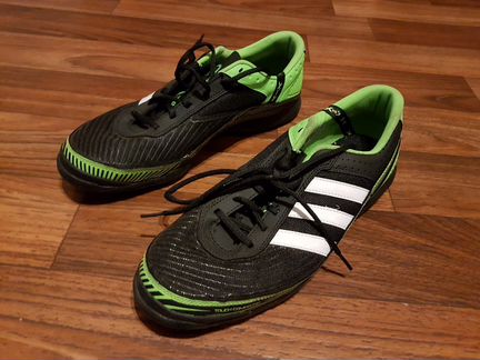 Бутсы для асфальта adidas
