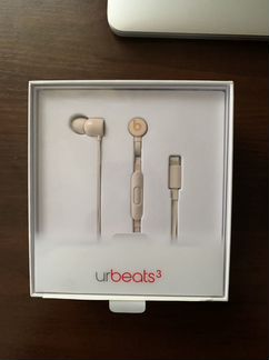 Наушники urBeats3