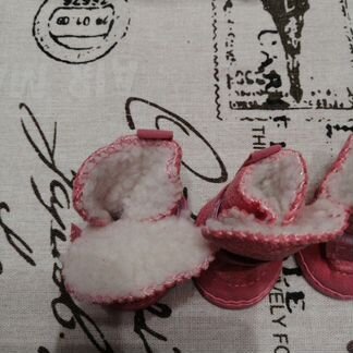 Сапожки зимние новые для собачки