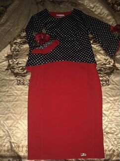 Новый костюм 44 размера