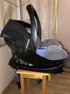 Автолюлька Recaro Privia и система Recarofix