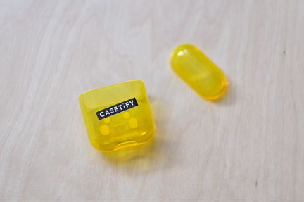 Чехол для airpods casetify Pokemon Pikachu face