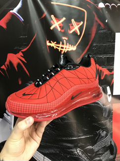 Кроссовки Nike 720-818