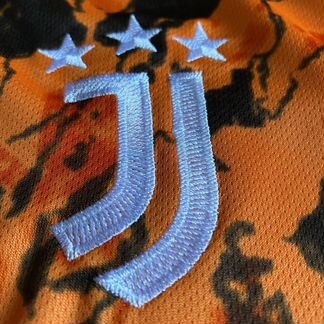 Футбольная форма Ювентус 2021 гостевая