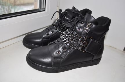 Ботинки сапоги полуботинки 38,5-39,5