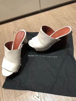 Новые фирменные сабо Marc Jacobs