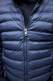 Пуховик Moncler