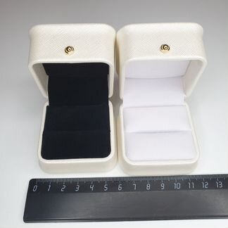 Коробка футляр для кольца белая