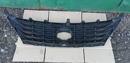 Решетка радиатора Lexus LX570, с 07г до 11г