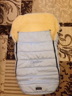 Меховой конверт в коляску womar