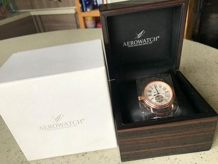 Часы Aerowatch 68900