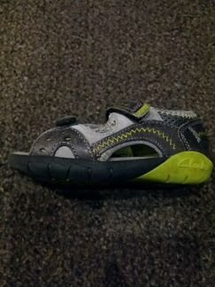 Сандалии Clarks 23 р.13.7см