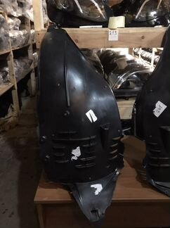 Подкрылок Передний Правый Mercedes S221