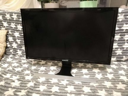 Samsung u24e590d
