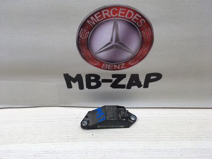 Датчик удара Mercedes W230