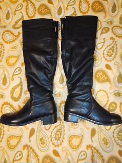 Отдам зимние сапоги ботфорты