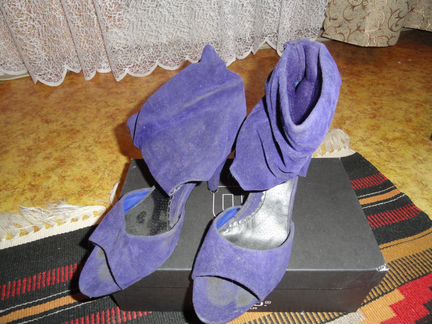 Босоножки, туфли