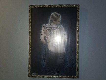 Картина с девушкой, фотопостер