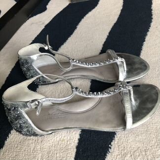 Сандалии Kenneth Cole 37,5 состояние новых